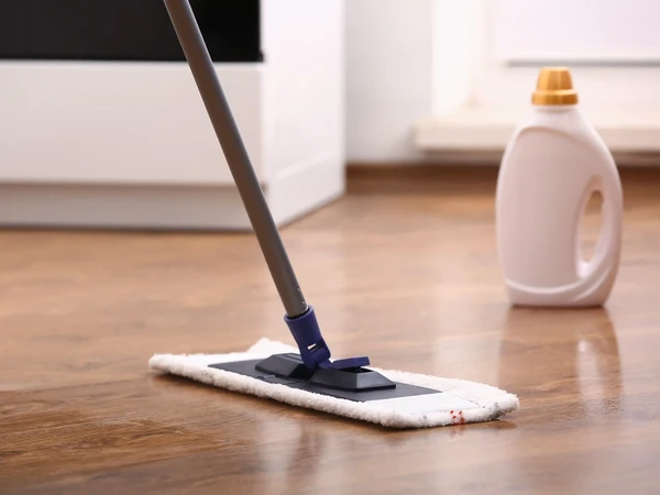 štipčák_péče o dřevěné podlahy štipčák_péče o dřevěné podlahy